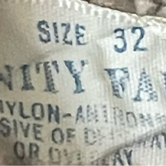 Vanity Fair Vintage Slip/Dress - Picture 3 of 3